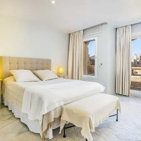 Fantastic Townhouse Aloha Na Marbella