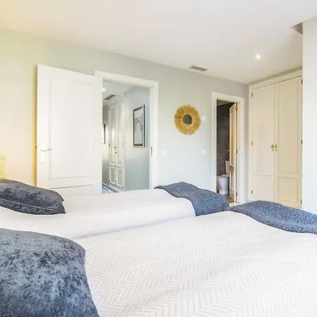 Apartment Fantastic Townhouse Aloha Na Marbella